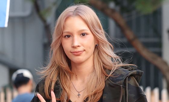 '휴닝카이 누나' 정리아 '불금' 성수동 나들이