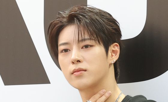 나우즈 진혁, 왕자님 비주얼