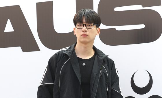 빅스 혁, 근사한 안경 오빠