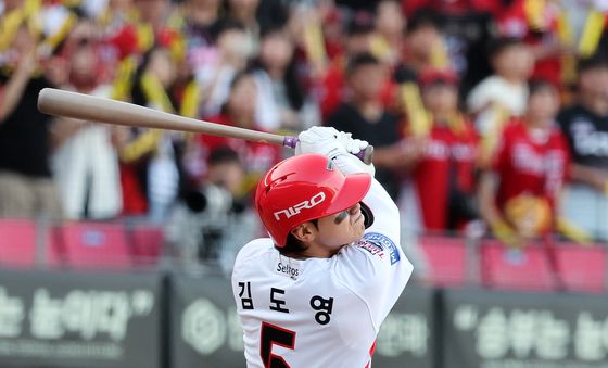 김도영, 홈런 두 방 4타점 맹활약!