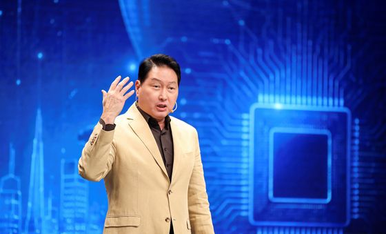 최태원 회장, 청년들과 미래·성장 해법 나눠