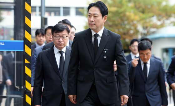 부천 도장공장 화재 순직 소방관 빈소 조문하는 장동혁 대표