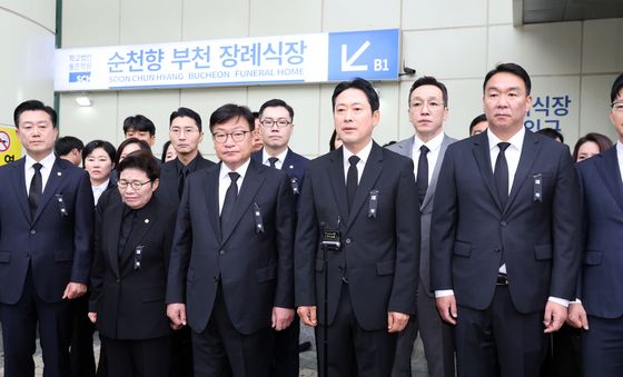 부천 공장 화재 순직 소방관 빈소 찾은 장동혁 대표