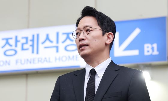 부천 공장 화재 순직 소방관 빈소 찾은 이기인 비대위원장