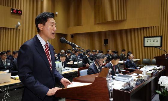 [국감] 업무 보고하는 오세훈 서울시장