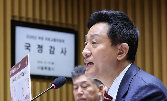 [국감] 질의에 답변하는 오세훈 서울시장