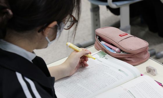 긴장 감도는 고3 교실
