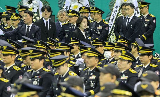 부천 화재 '순직 소방관' 영결식 참석하는 추미애 지사