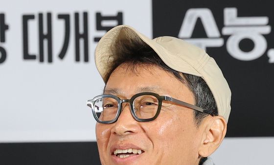'수능, 출제의 비밀' 이용재 감독
