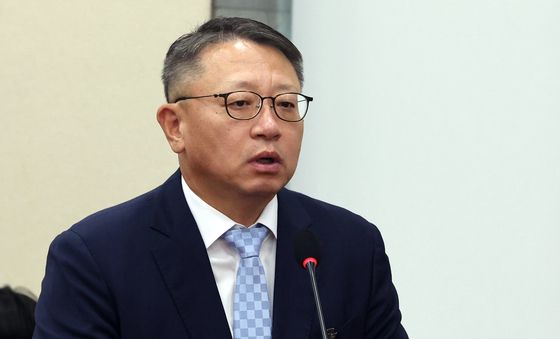 [국감] 답변하는 정진완 우리은행장