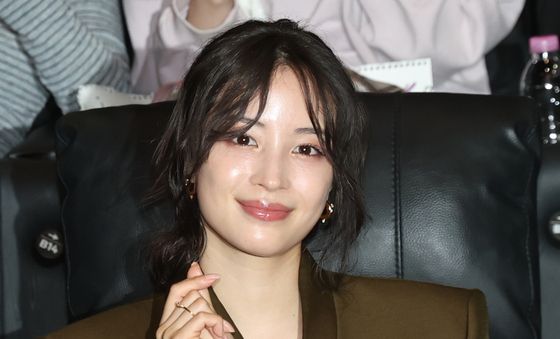 히로세 스즈, 케이 하트 들고 내한