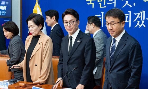 최고위 참석하는 민주당 지도부