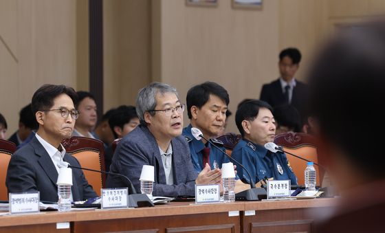개정 형사소송법 시행 첫날, 경기남부청 찾은 홍석기 국수본부장