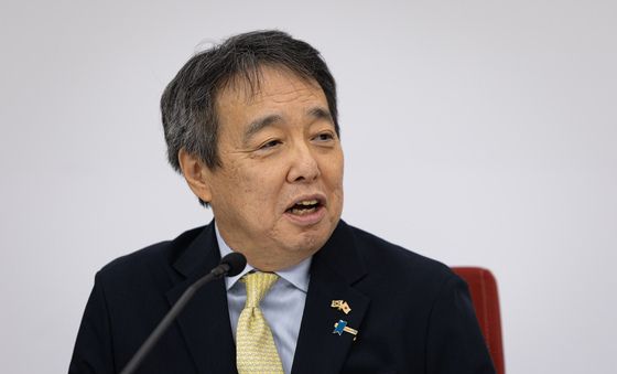 인사말하는 미즈시마 고이치 주한일본대사