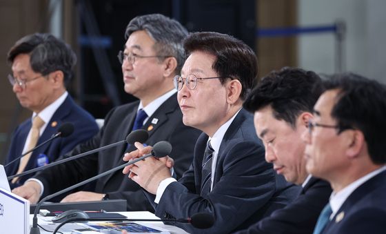 경청하는 이재명 대통령