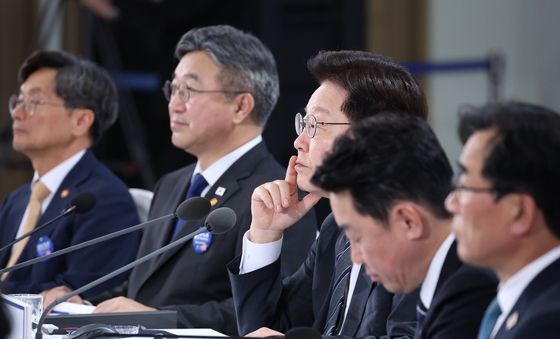 경청하는 이재명 대통령