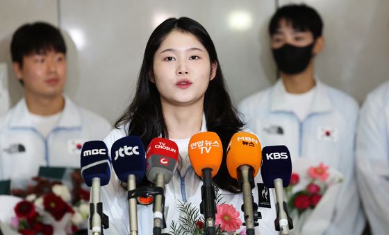금메달 소감 밝히는 사격 추가은