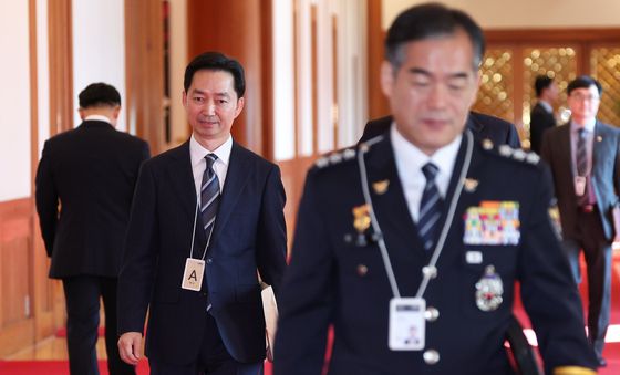 국무회의 참석하는 김지용 중수청장