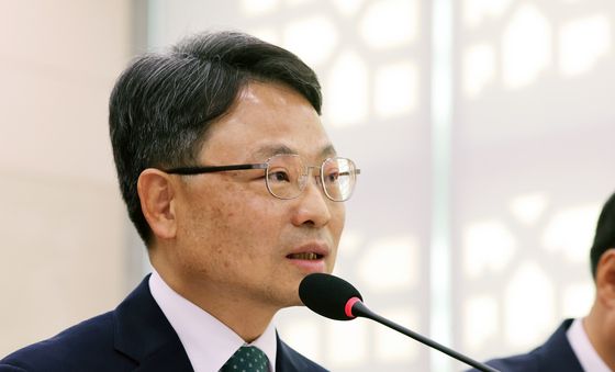 [국감] 답변하는 박은식 산림청장