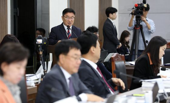 [국감] 업무보고하는 권순기 경남교육감