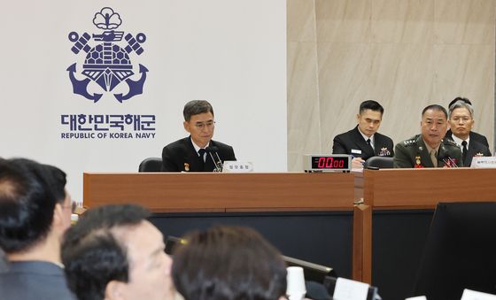 [국감] 답변하는 주일석 해병대사령관