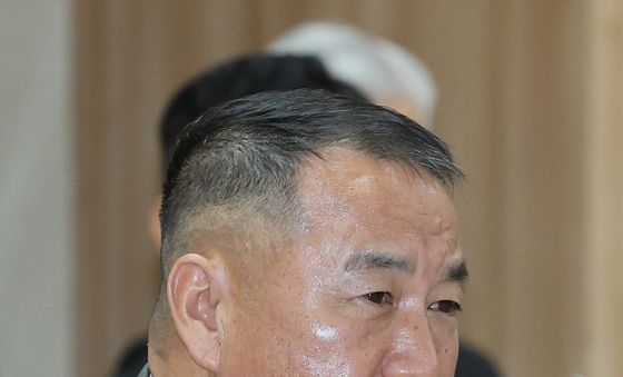 [국감] 답변하는 주일석 해병대사령관