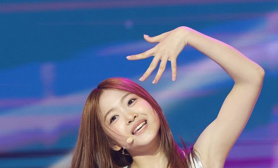 A20 LITE 아이찡, 제2의 보아