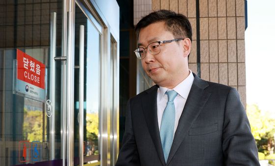 징계위 출석하는 서현욱 전 수원지검 부장