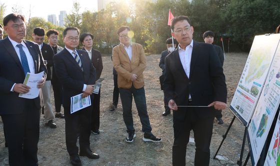국립여성사박물관 건립부지 찾은 정구창 차관