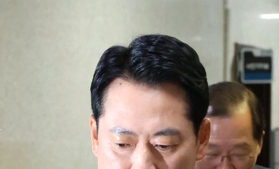 최고위 참석하는 장동혁 대표