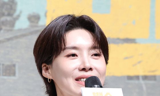인사말 하는 장도연