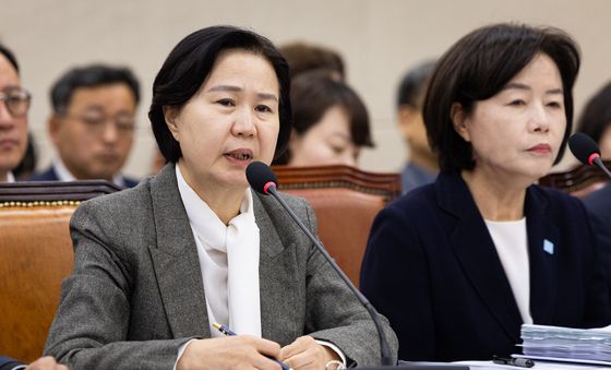 [국감] 답변하는 김수영 한국노인인력개발원장