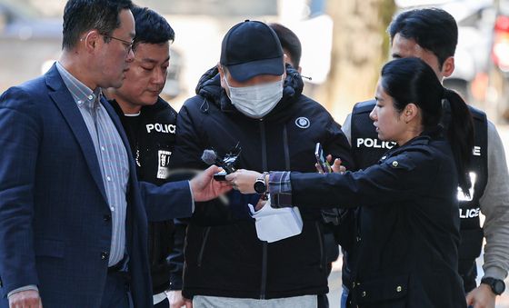 역삼동 연쇄방화 피의자, 구속기로