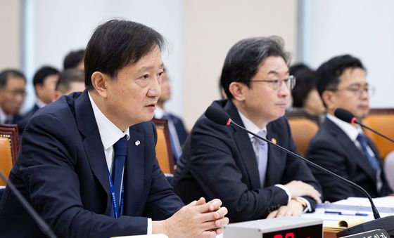 [국감] 오후 종합감사 답변하는 이찬진 금감원장