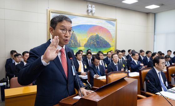 [국감] 증인 선서하는 김학수 넥스트레이드 대표