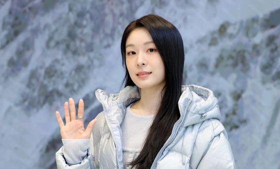 김연아, 우아한 손짓