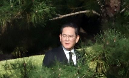 수원 선영 도착한 이재용 삼성전자 회장