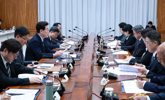초안전사회 범정부 대응 회의 주재하는 이재명 대통령