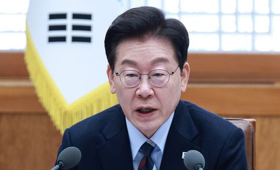 초안전사회 범정부 대응 회의 주재하는 이재명 대통령