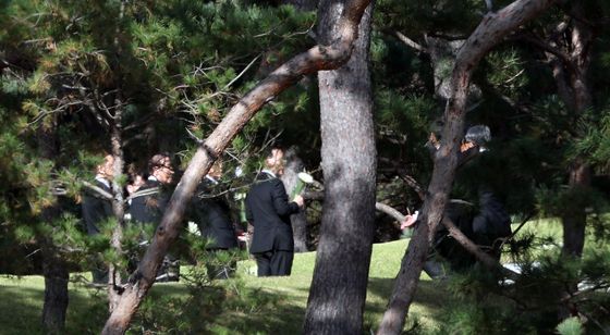 이건희 선대회장 추도식 참석한 삼성전자 전·현직 사장단