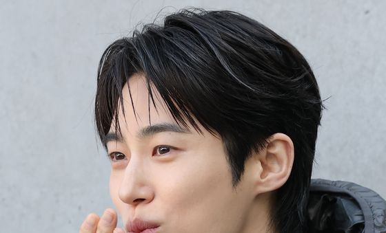 변우석, 키스를 부르는 입술