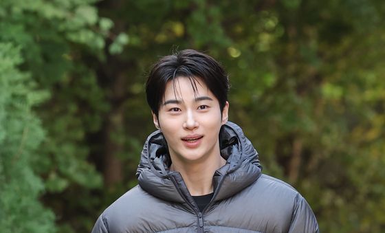 변우석, 성수동에 온기를