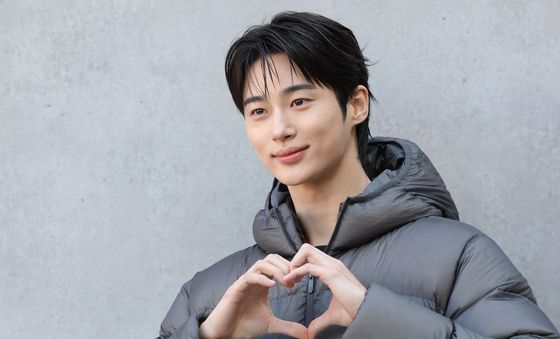 변우석, 맑은 눈의 광인