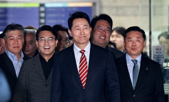 '명태균 여론조사 대납 의혹' 오세훈 시장, 2심서 무죄
