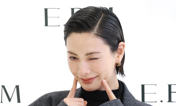 나나, 탑이 반한 애교