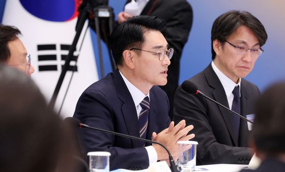 발언하는 박용진 규제합리화위원회 부위원장