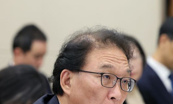 [국감] 답변하는 박승흡 근로복지공단 이사장