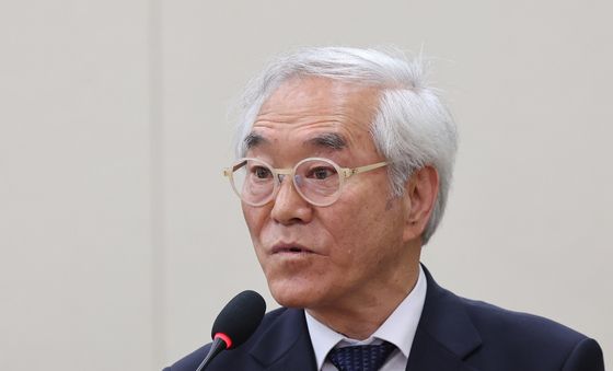 [국감] 답변하는 장건 건설근로자공제회 이사장