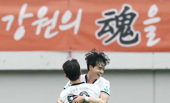 동점골 터뜨린 김건희