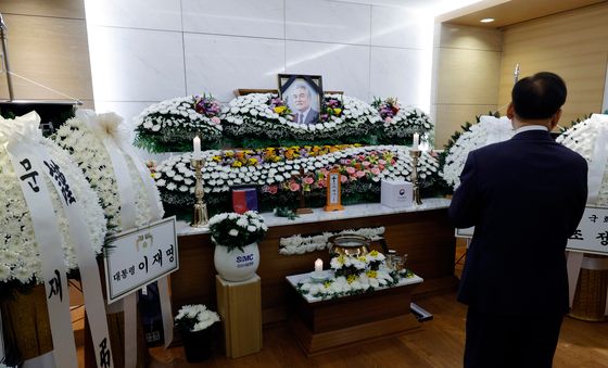 조문객 발걸음 이어지는 최형우 전 내무부 장관 빈소